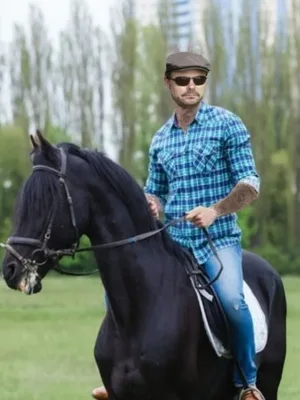 Realistic Tarot Readings, With many accurate senses. Love,Career,energies,Pets,